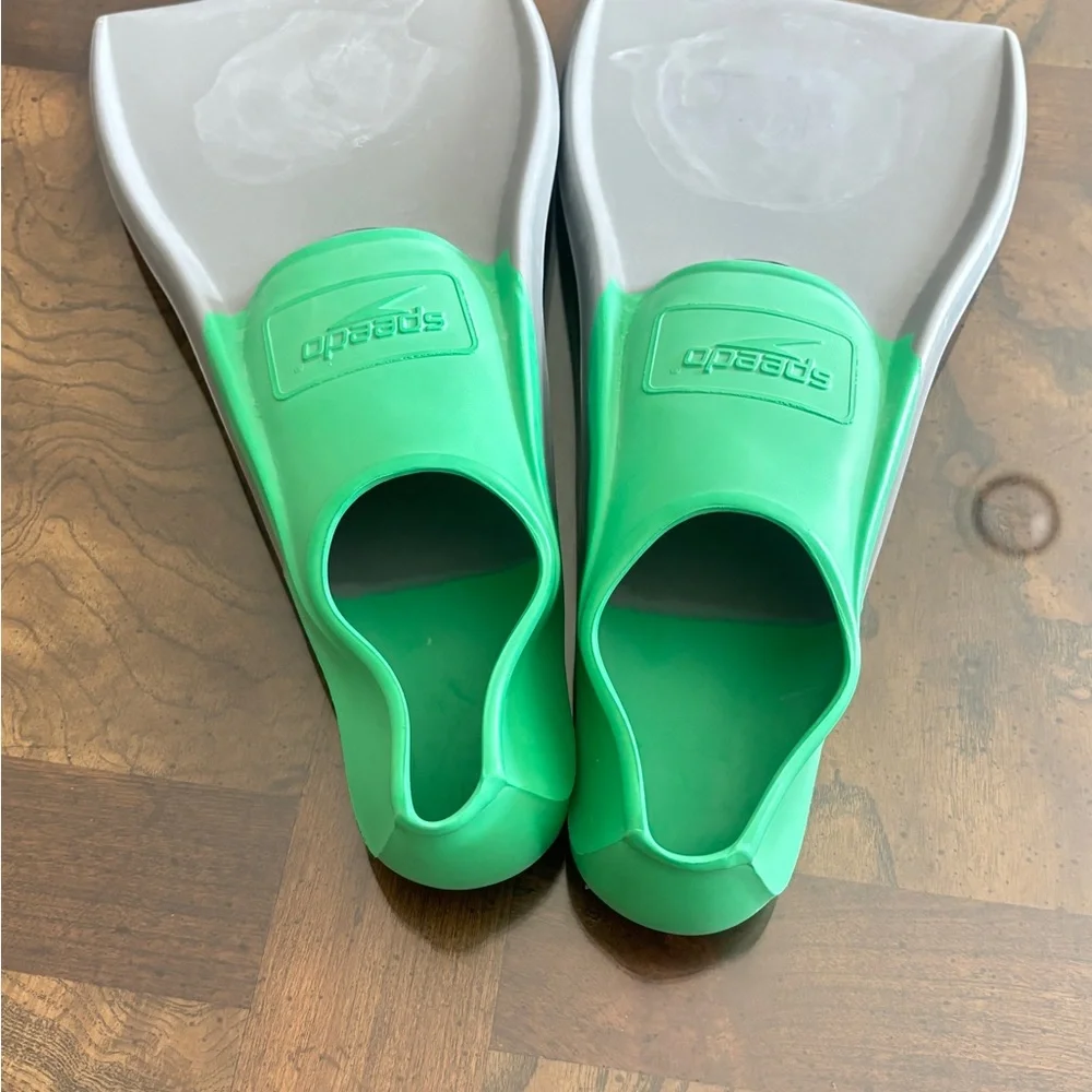 Speedo Aqua and Gray Swim Fins - Picture 5 of 7